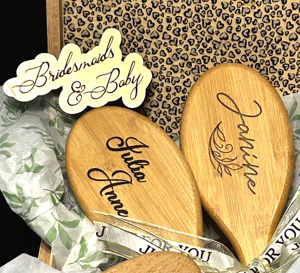 Engraved hair brush
